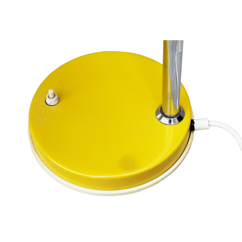 Hungarian desk lamp in yellow steel - 1970s