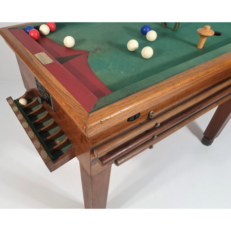 Vintage Primus Billiards