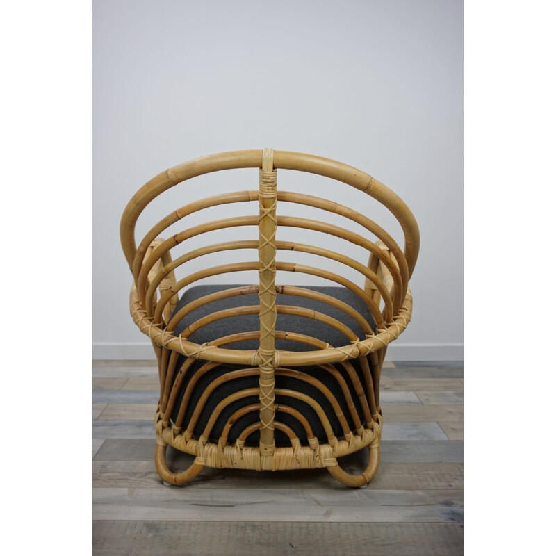 Vintage rattan armchair model aj237 by Arne Jacobsen