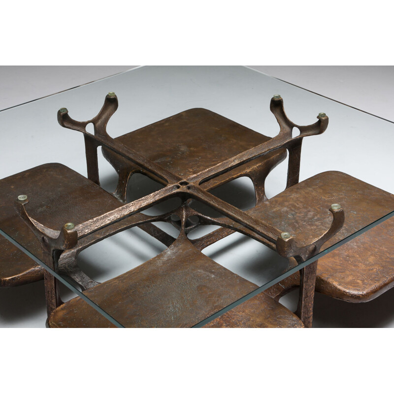 Table basse vintage en bronze avec un bras en wishbone monogrammée AH