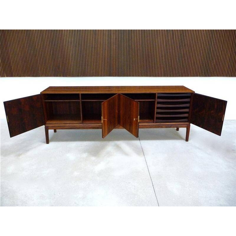 J.P. Jeppesen Scandinavian sidboard in rosewood, Ole WANSCHER - 1960s