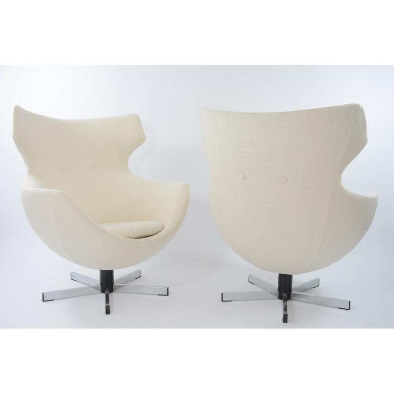 Vintage armchairs "Jupiter" by Pierre Guariche