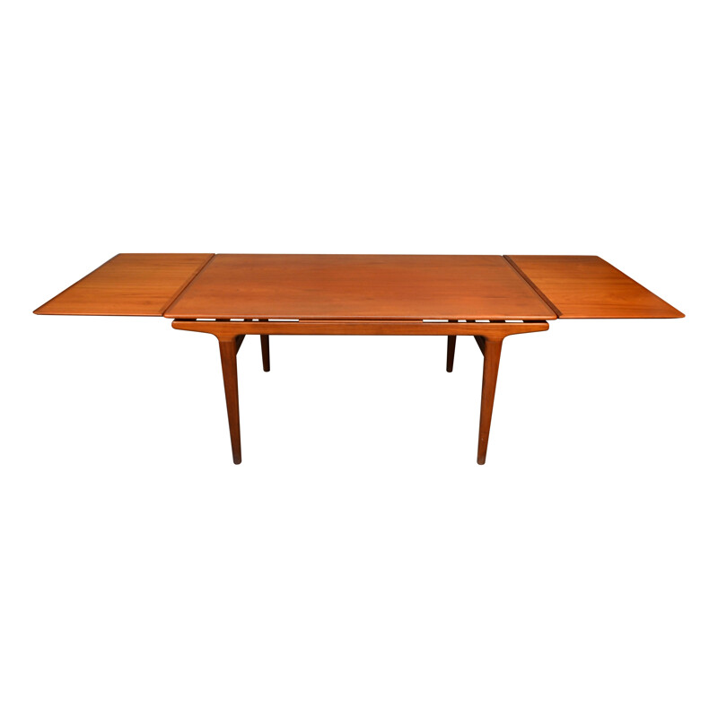 Vintage teak dining table by Johannes Andersen Danish