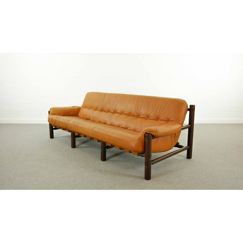 Vintage cognac leather sofa, Brésile 1970