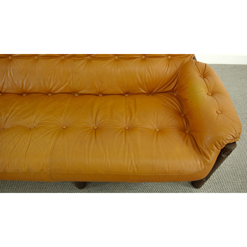 Vintage cognac leather sofa, Brésile 1970