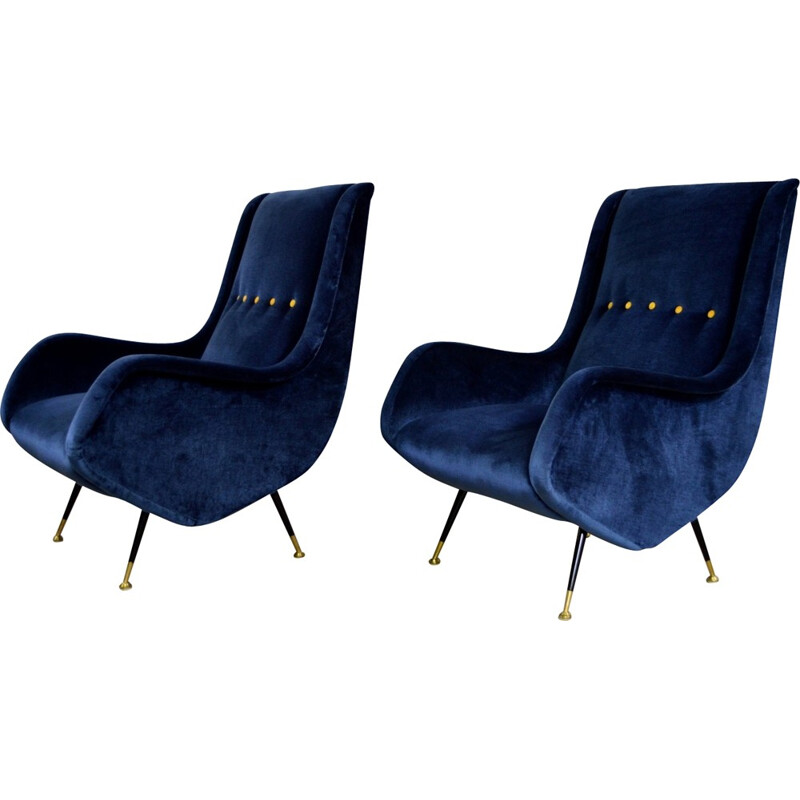 Pair of I.S.A. Bergamo armchairs reupholstered in bue velvet, Aldo MORBELLI - 1950s