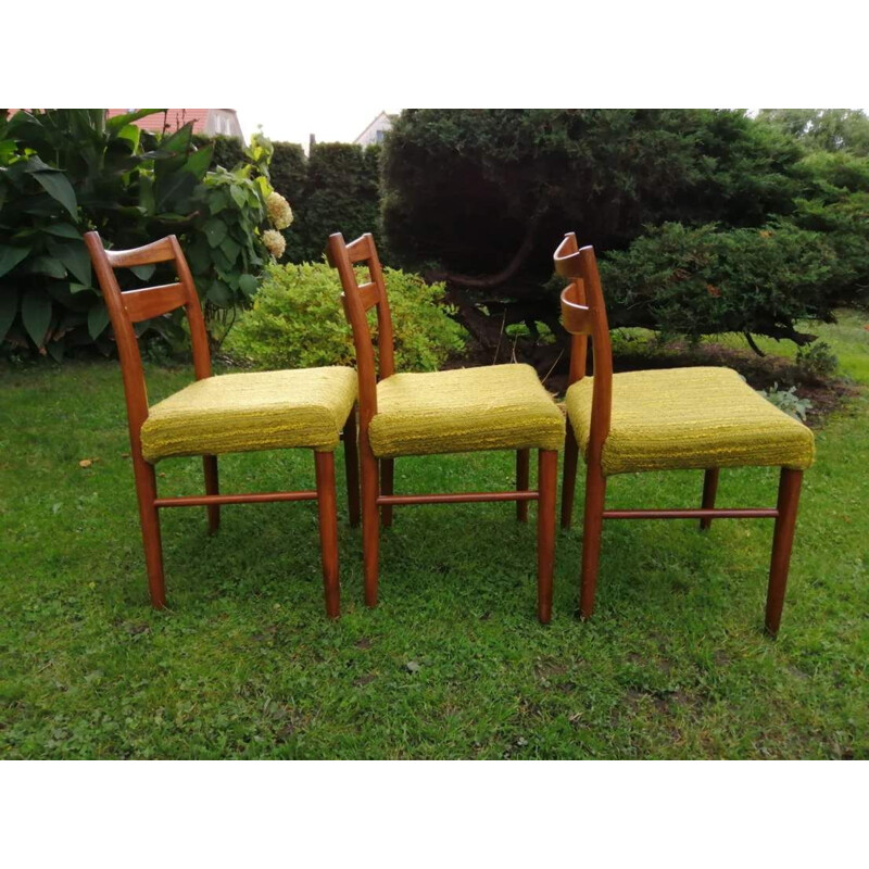 Suite de 3 chaises vintage scandinaves