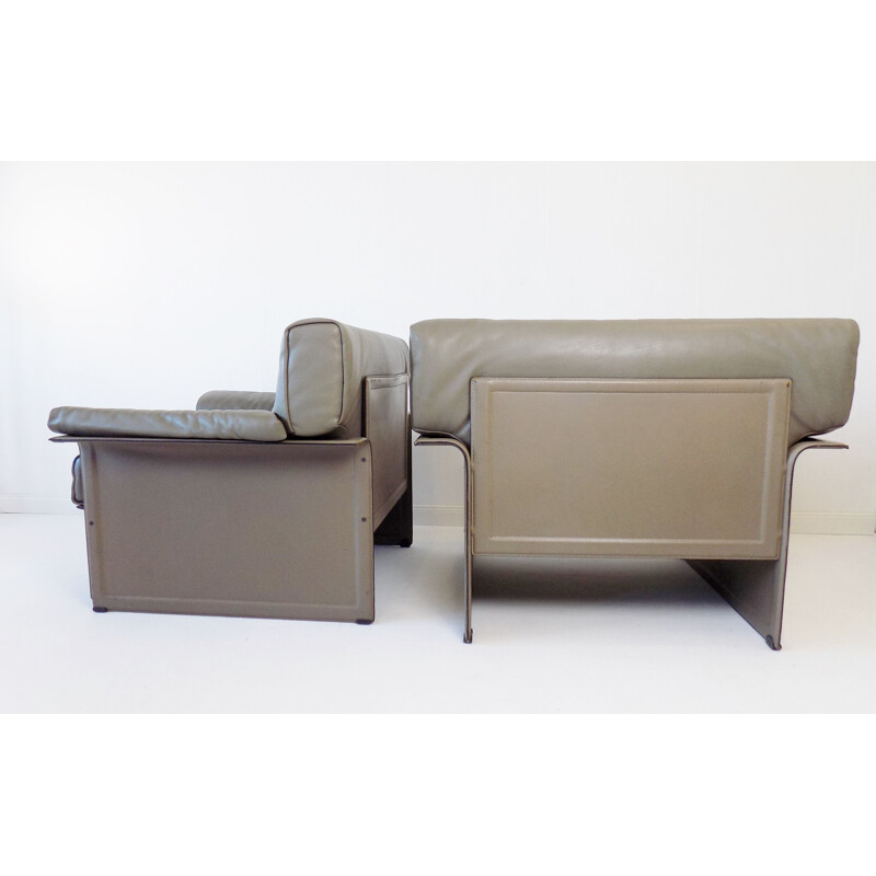 Pair of vintage leather armchairs gray Matteo Grassi KM by Tito Agnoli 1980s