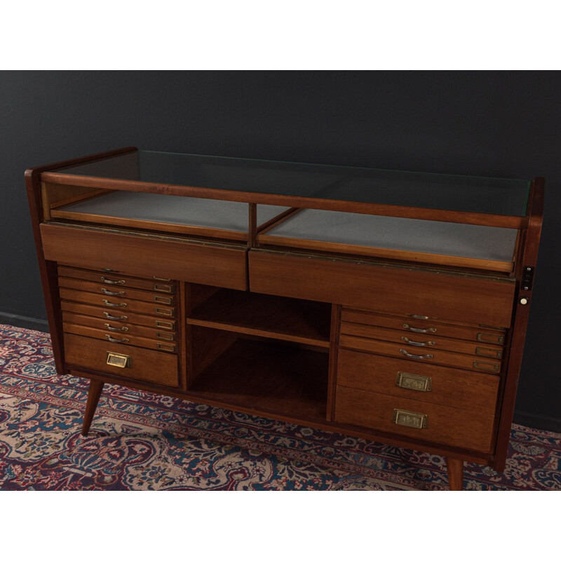 Vintage Showcase, Emde walnut 1950s