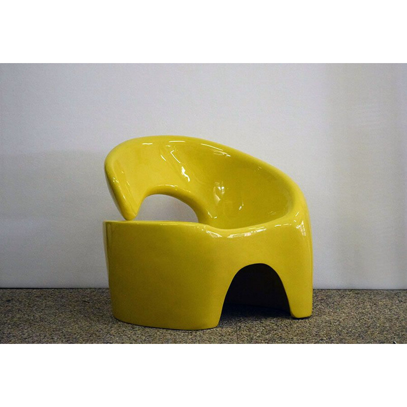 Vintage fiberglass lounge chair Space Age Italian 1970