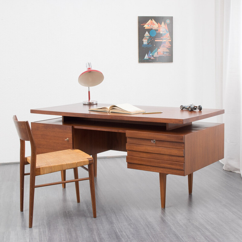 Walnut desk - 60