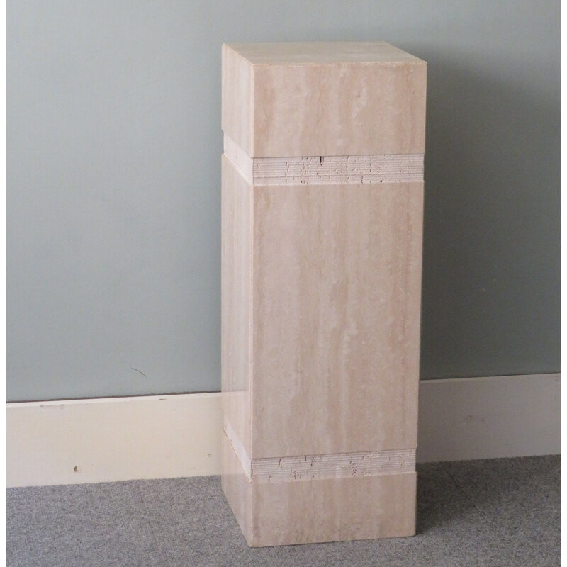 Vintage Column marble-travertine