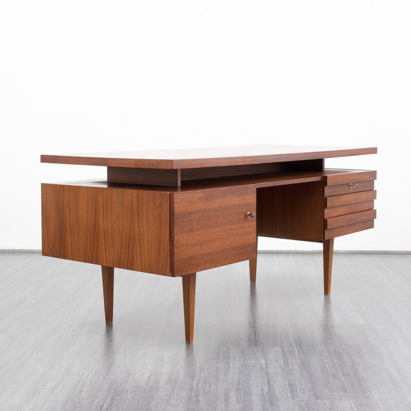 Walnut desk - 60