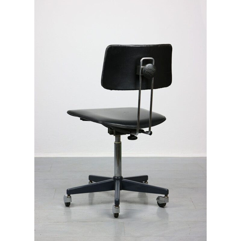 Vintage Office Swivel Chair in Black