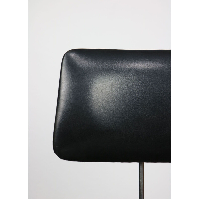 Vintage Office Swivel Chair in Black