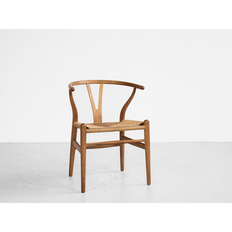 Midcentury Wishbone chair in oak by Hans Wegner for Carl Hansen & Son 1949