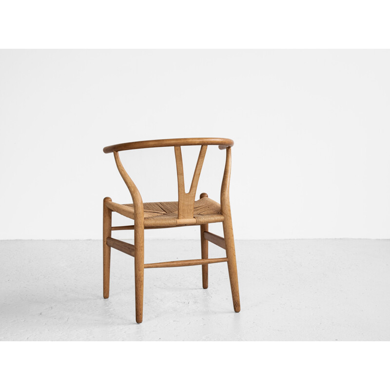 Midcentury Wishbone chair in oak by Hans Wegner for Carl Hansen & Son 1949