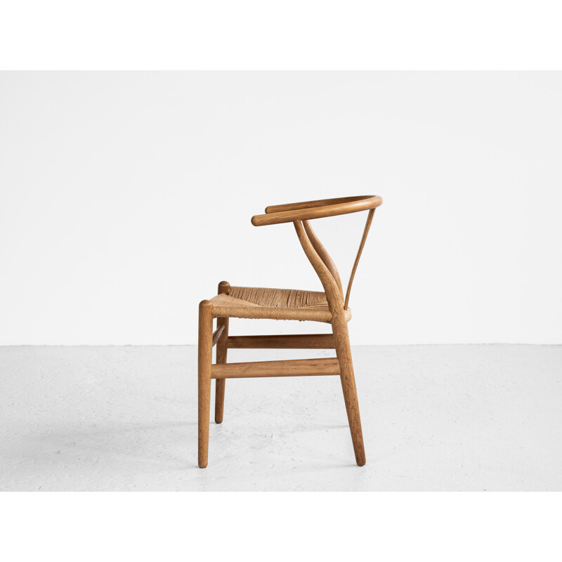 Midcentury Wishbone chair in oak by Hans Wegner for Carl Hansen & Son 1949