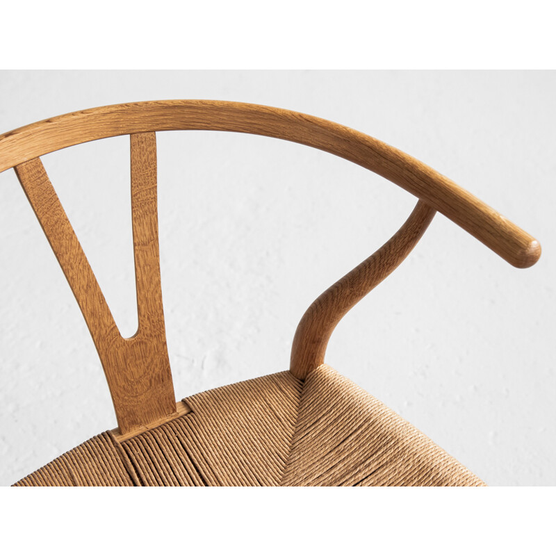 Midcentury Wishbone chair in oak by Hans Wegner for Carl Hansen & Son 1949