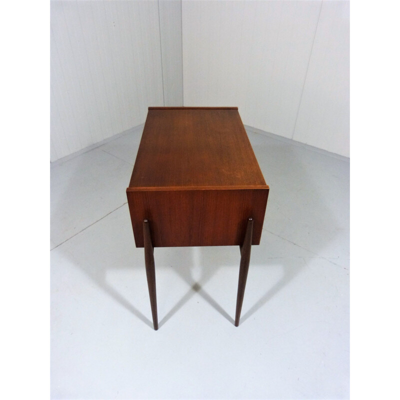 Small vintage teak chest of drawers 1960