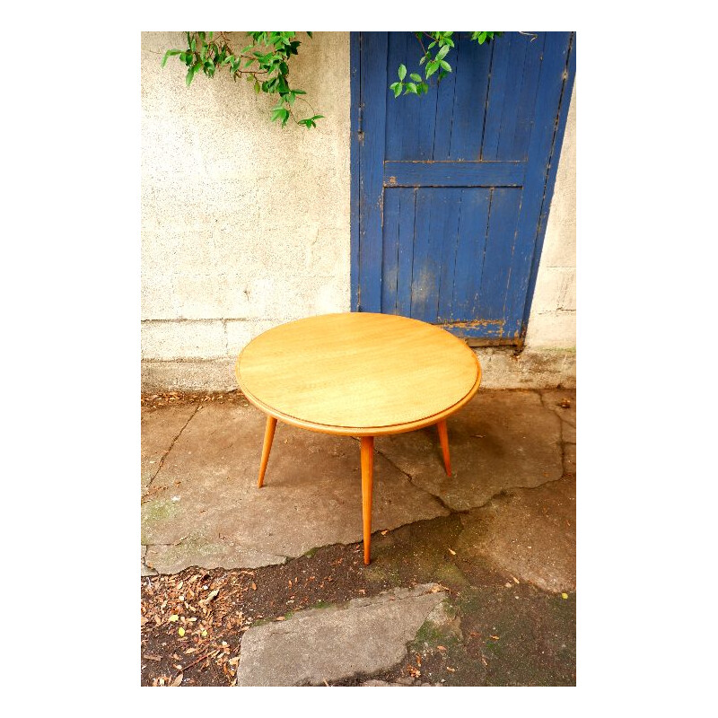 Vintage coffee table with tapered legs, 1930