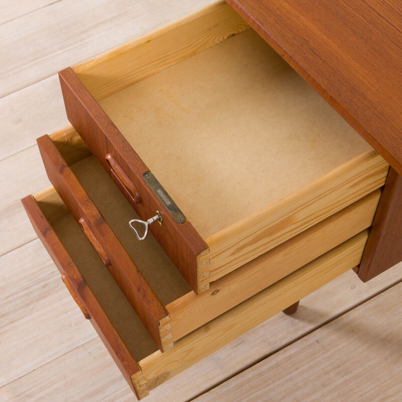 Small vintage teak desk with 6 drawers, Danish