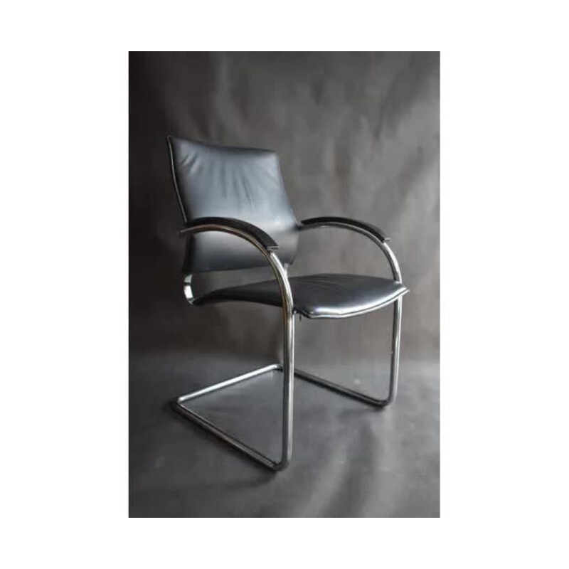 Zwart lederen sledestoel Thonet S 74