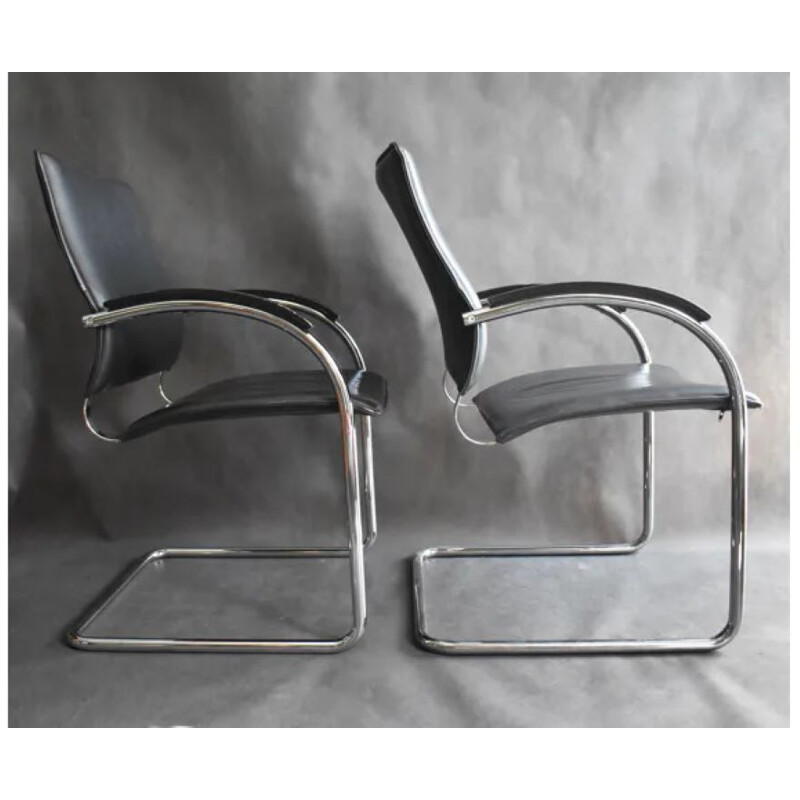 Zwart lederen sledestoel Thonet S 74