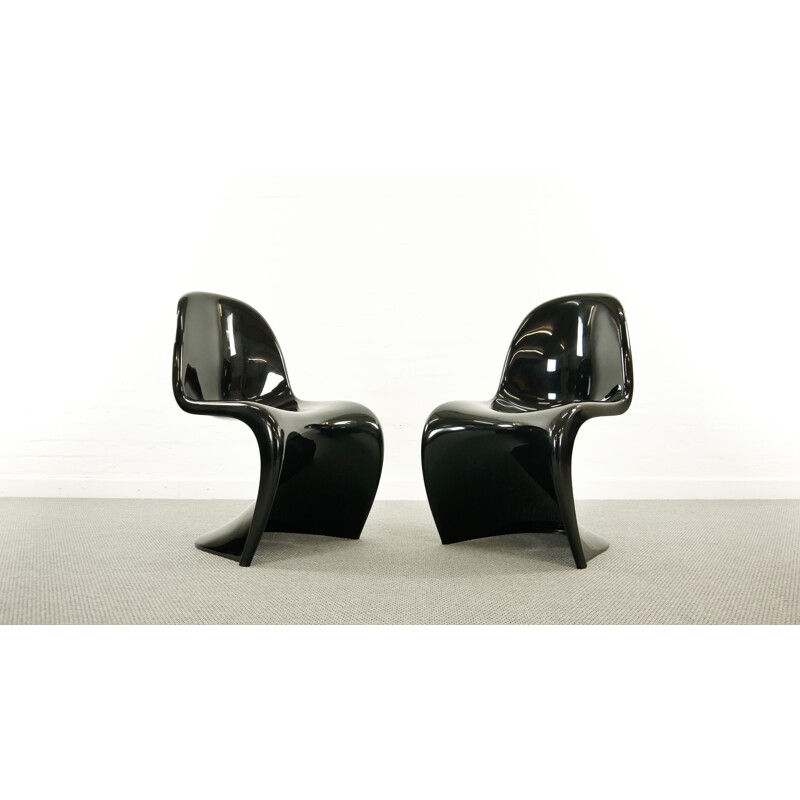 Pair of vintage Panton Chairs in black by Verner Panton for Herman Miller 1975s