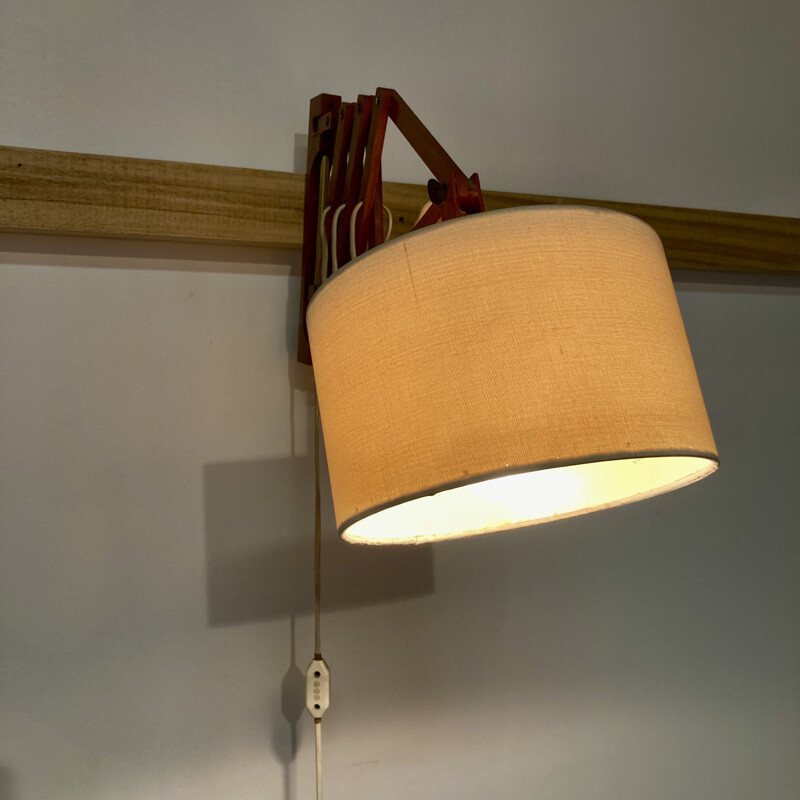 Vintage teak Le Klint modular teak wall lamp, Scandinavian 1950s