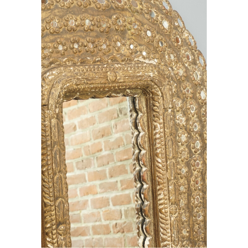 Espelho oval vintage em madeira esculpida