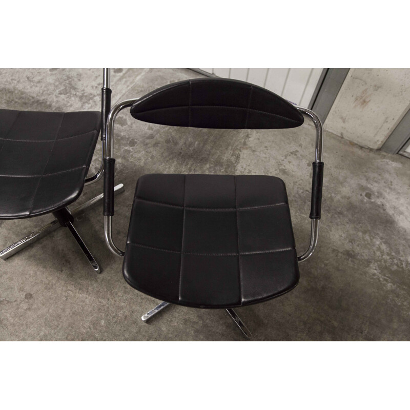 Lot de 4 chaises vintage par Gilbert Steiner modèle unesco 1962