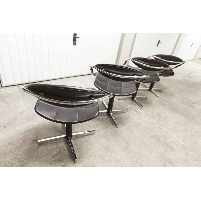 Lot de 4 chaises vintage par Gilbert Steiner modèle unesco 1962