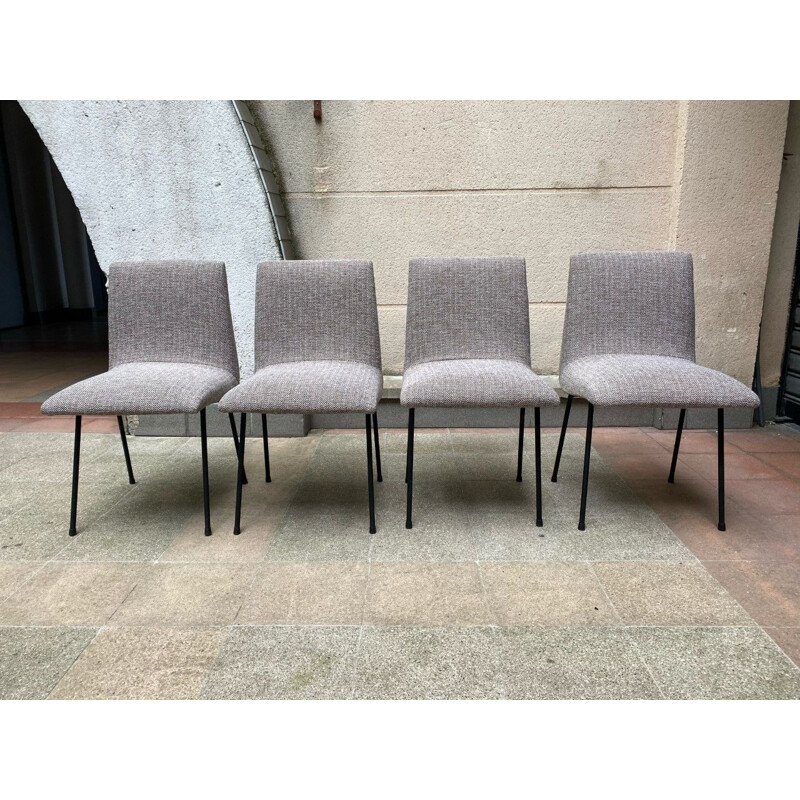 Lot de 4 chaises modèle CM145 de Pierre paulin 1955