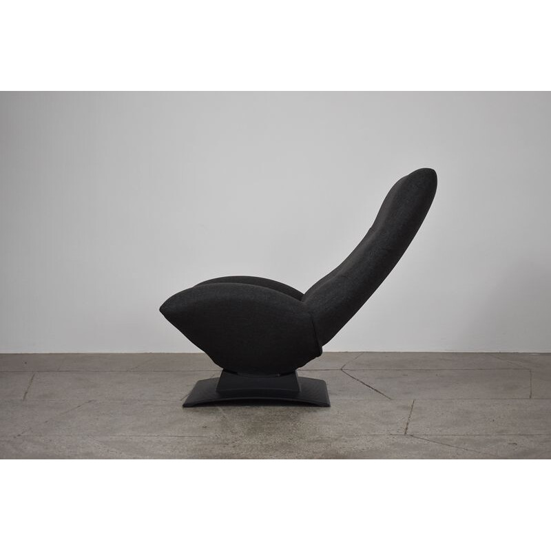 Vintage Wave lounge chair by Peter van der Ham for Artifort 1985s