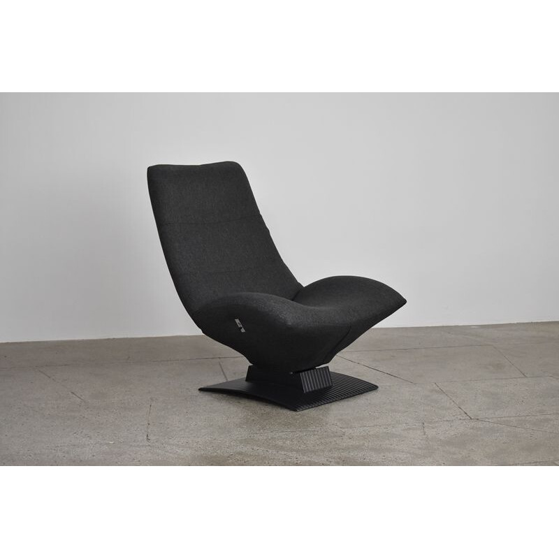 Vintage Wave lounge chair by Peter van der Ham for Artifort 1985s