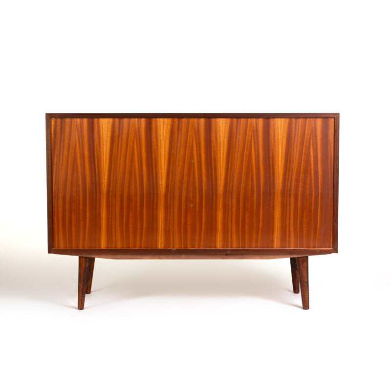 Vintage rosewood highboard Omann Jun, Denmark 1960