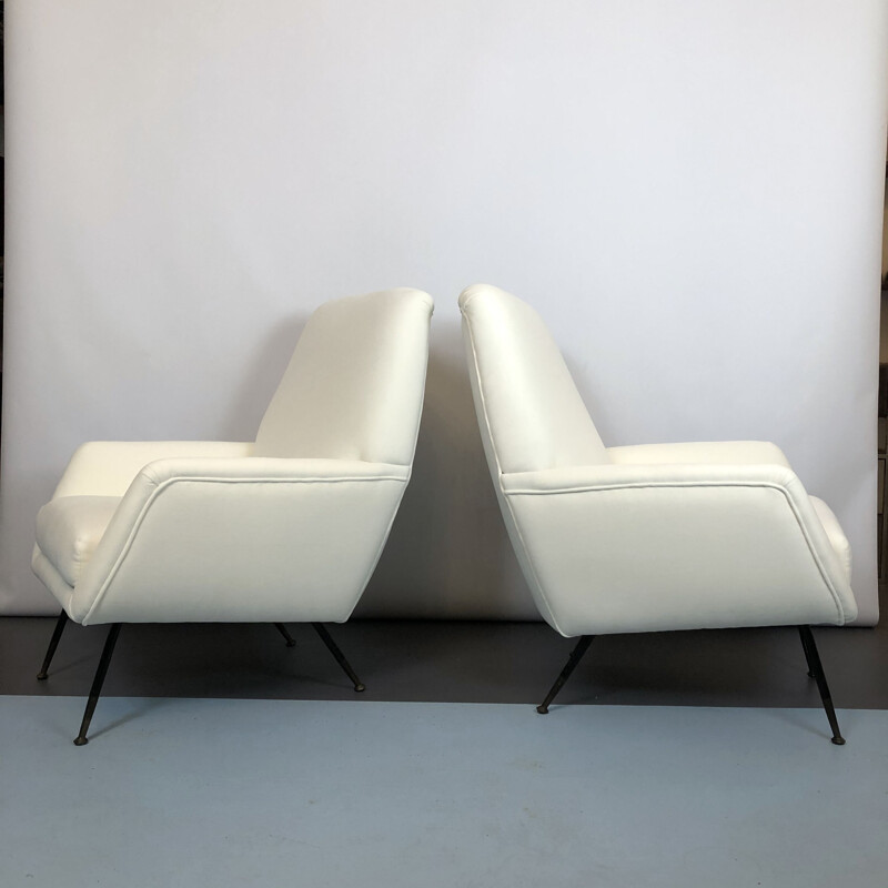 Pareja de sillones vintage de terciopelo blanco cálido, Italia 1950