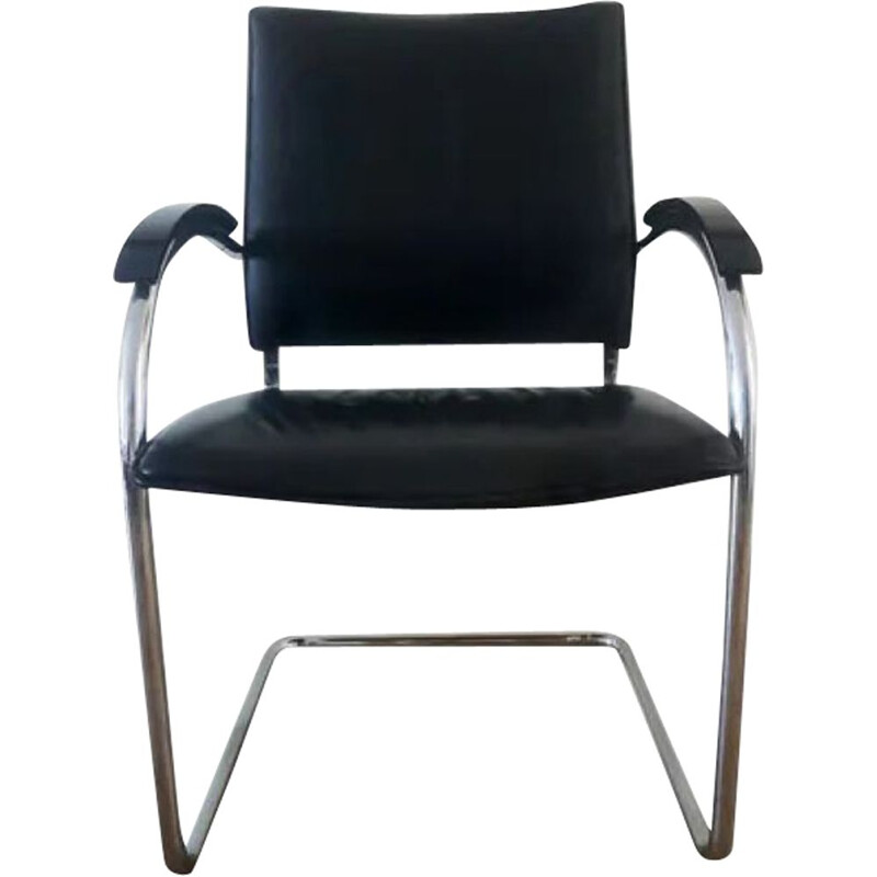 Cadeira de couro preto Thonet S 74