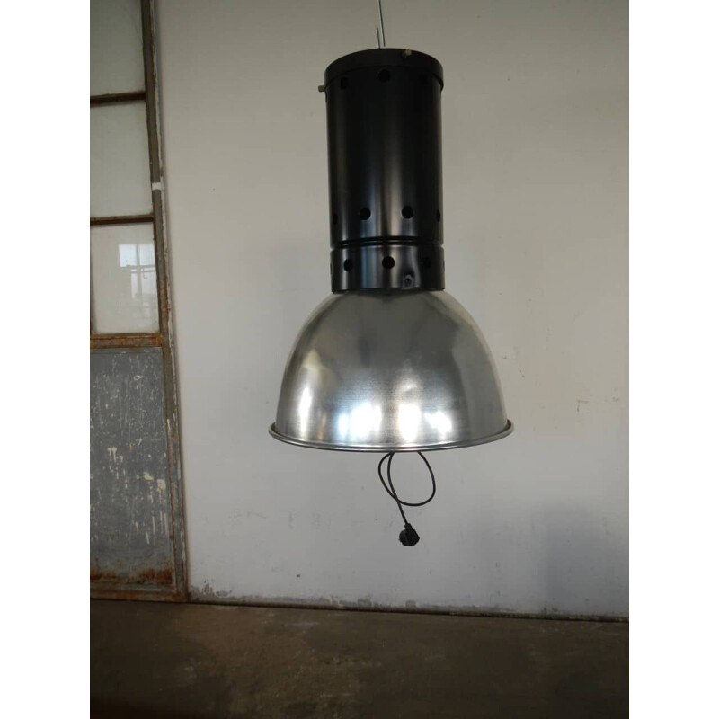 Vintage zwarte industriële hanglamp 1960