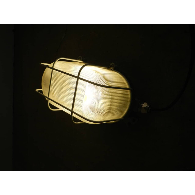 Vintage wall lamp