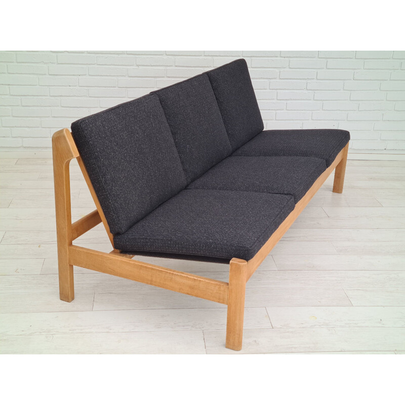 Vintage wool and oak sofa model 217 from Borge Mogensen, Denmark 1970