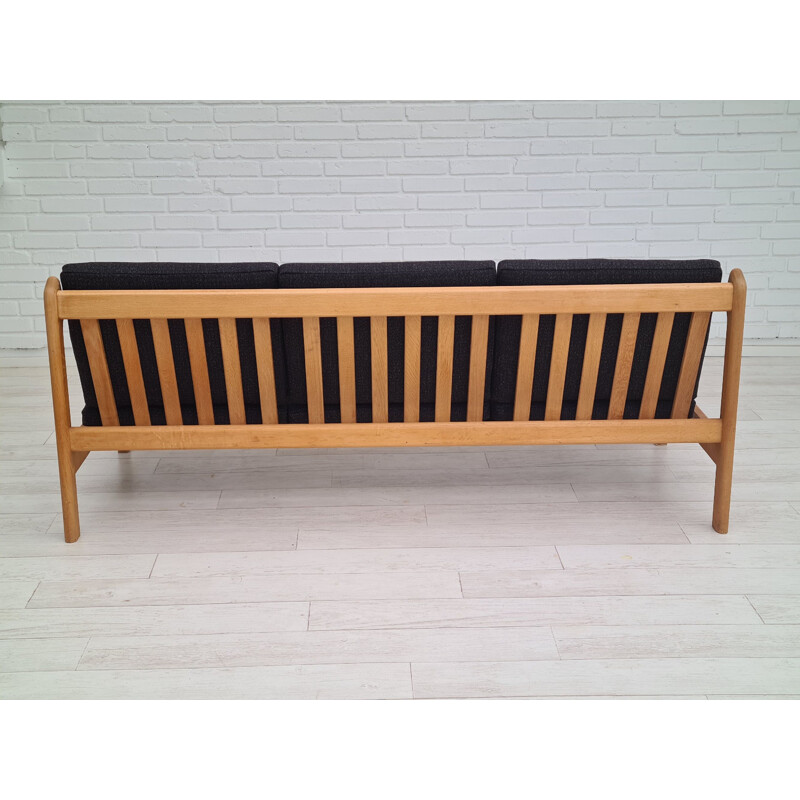 Vintage wool and oak sofa model 217 from Borge Mogensen, Denmark 1970