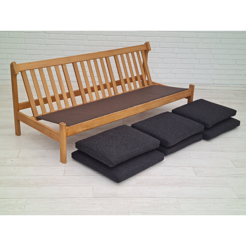 Vintage wool and oak sofa model 217 from Borge Mogensen, Denmark 1970