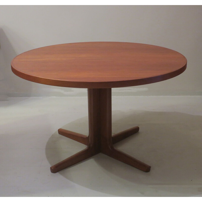 Vintage Teak Circular Extendable Dining Table,  Vejle Mobelfabrik  Denmark 1960s