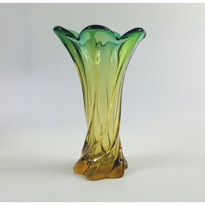 Large vintage Twisted Murano Glass Vase, Italy 1960s