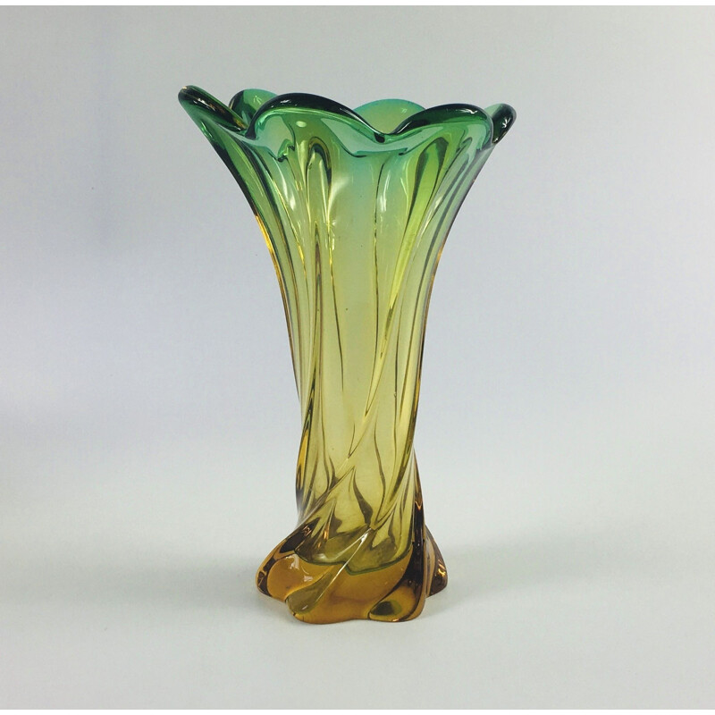 Grand vase vintage en verre de Murano torsadé, Italie 1960