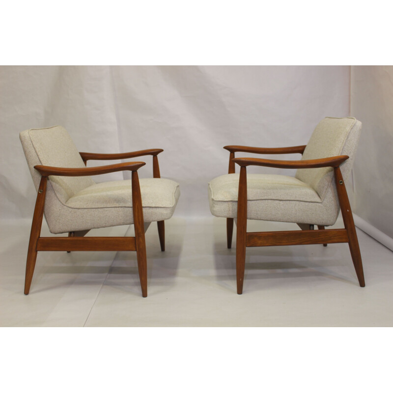 Pair of vintage GFM-87 armchairs by Juliusz Kedziorek by Gościcińskie 1960s