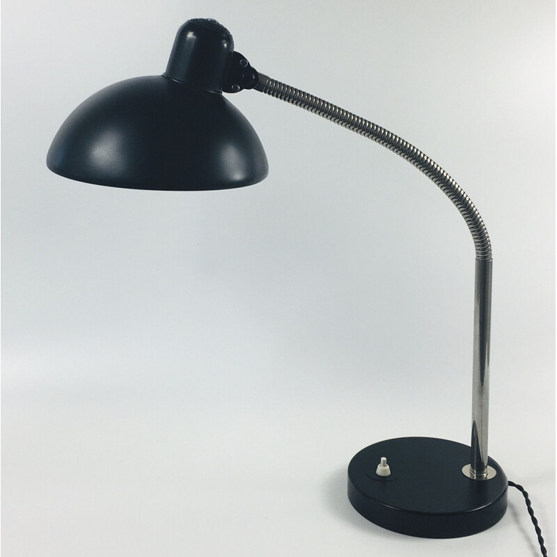 Lampe de table vintage Bauhaus par Christian Dell pour l'empereur Idell Kaiser Leuchten 1930