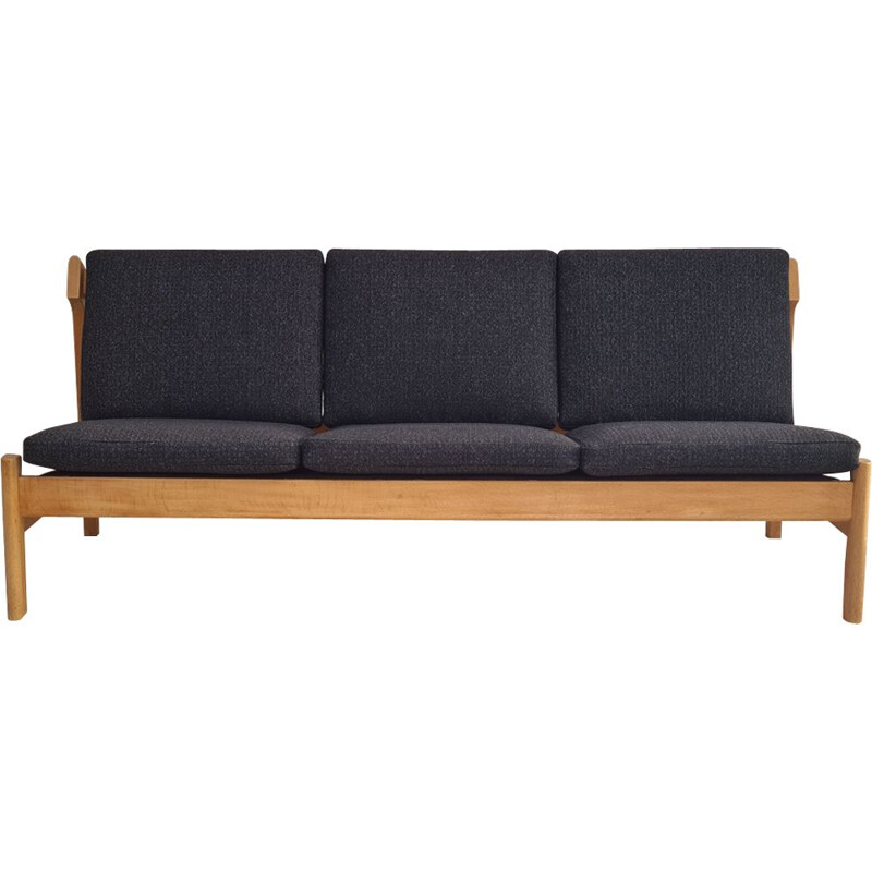 Vintage wool and oak sofa model 217 from Borge Mogensen, Denmark 1970